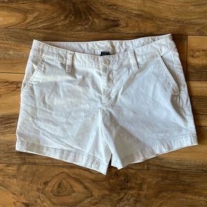 Women’s Victoria Secret VS Eva Short, white, size 6.  Like New